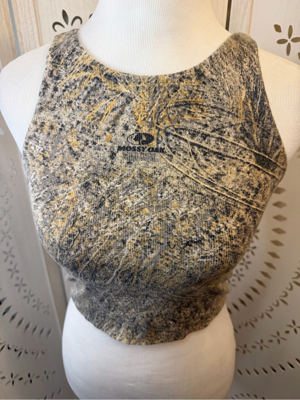 Tribe Kelley Mossy Oak Women's Green Camo Crop Tank Top SOLD OUT - Picture 11 of 16